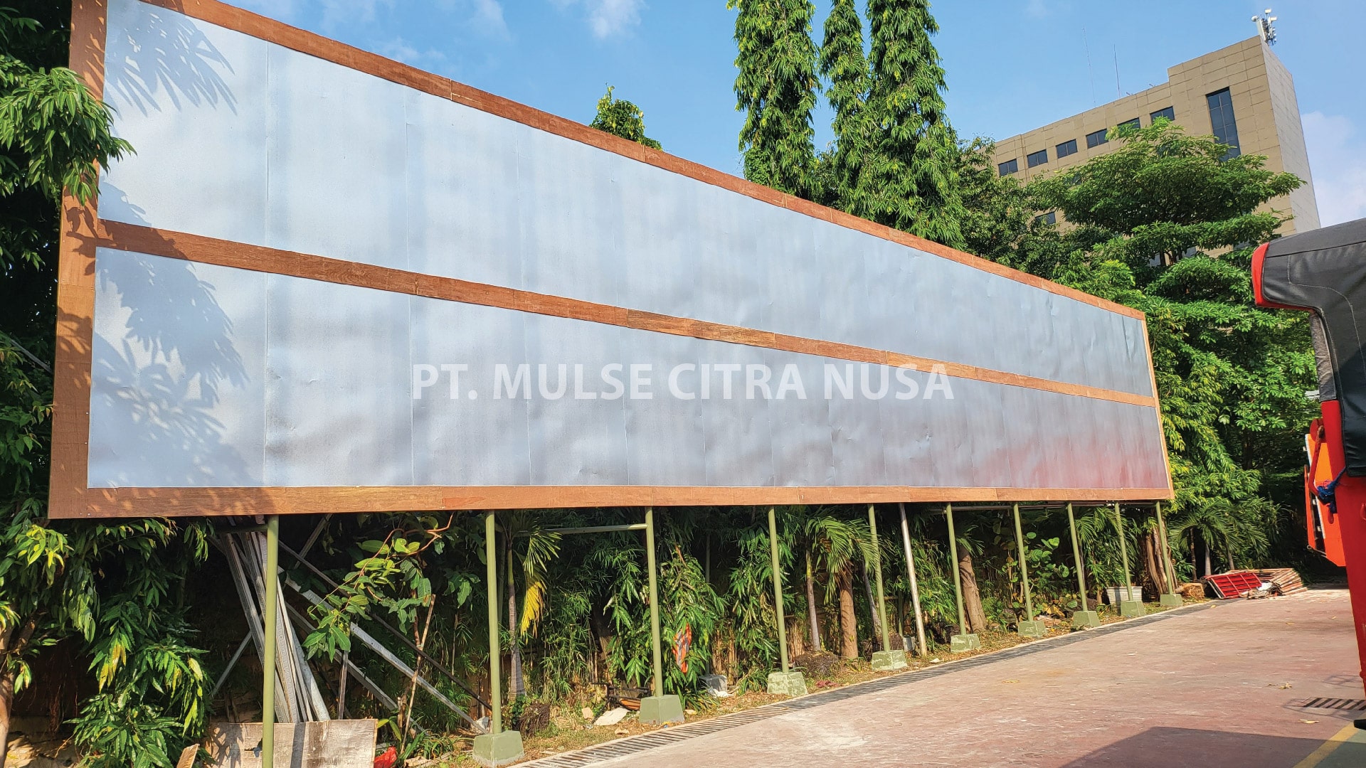 Pembuatan Rangka Baliho