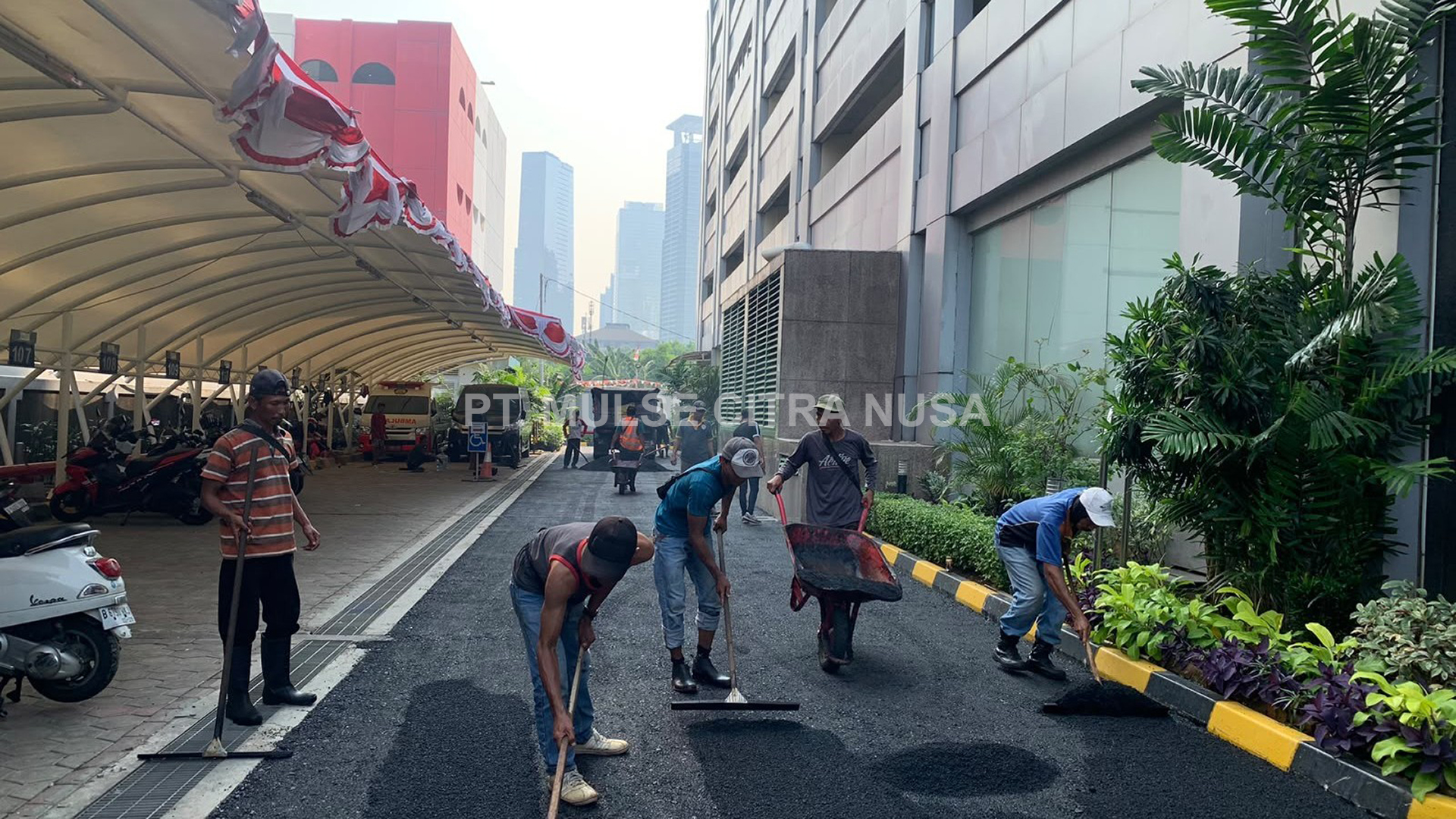 Pengaspalan Akses Jalan